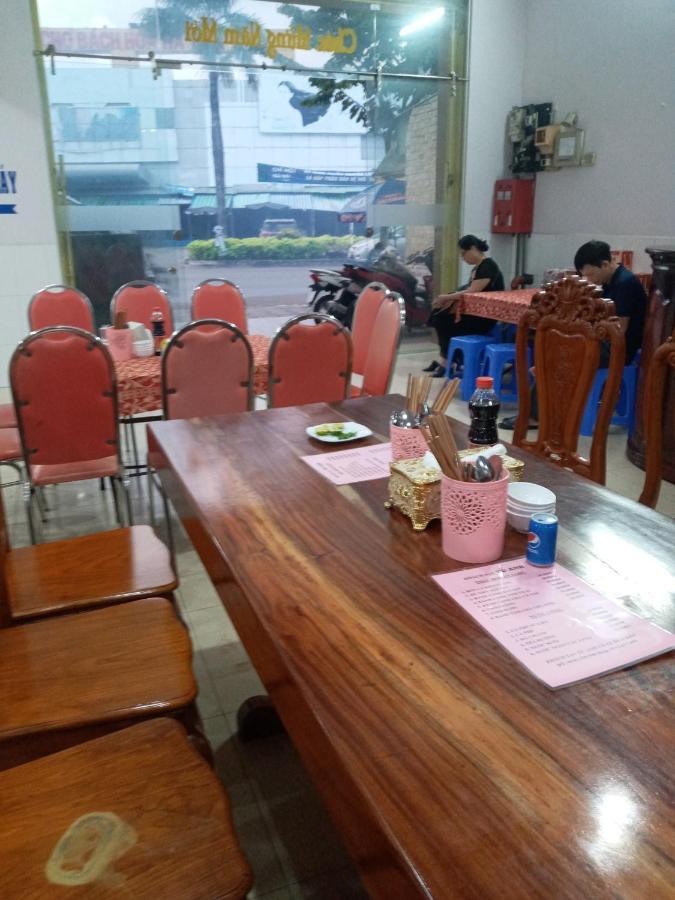 Khach San Tu Anh Hotel Hà Tiên Buitenkant foto