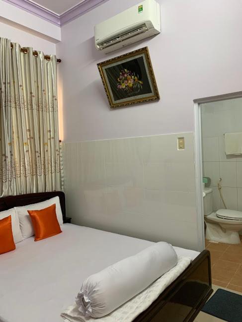 Khach San Tu Anh Hotel Hà Tiên Buitenkant foto