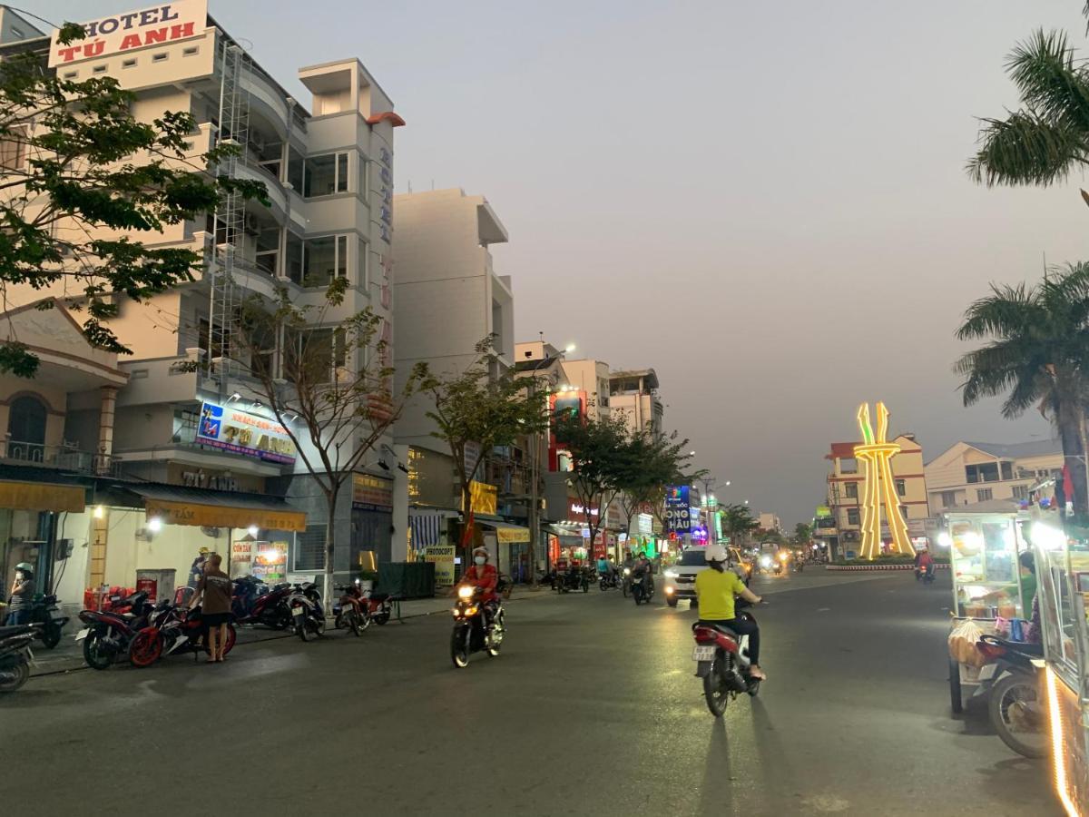 Khach San Tu Anh Hotel Hà Tiên Buitenkant foto